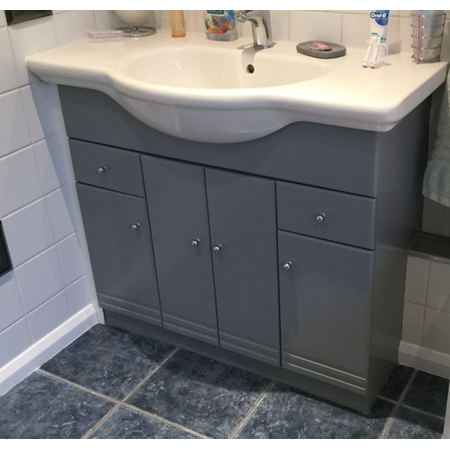 Plasti Dip - Grey HCF used on a bathroom cabinet